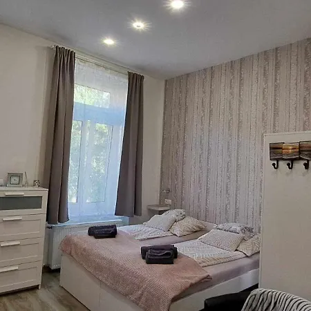 Pompar Belvarosi Apartman Szeged Exterior photo